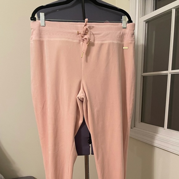 NWOT Calvin Klein velour joggers - Picture 3 of 5
